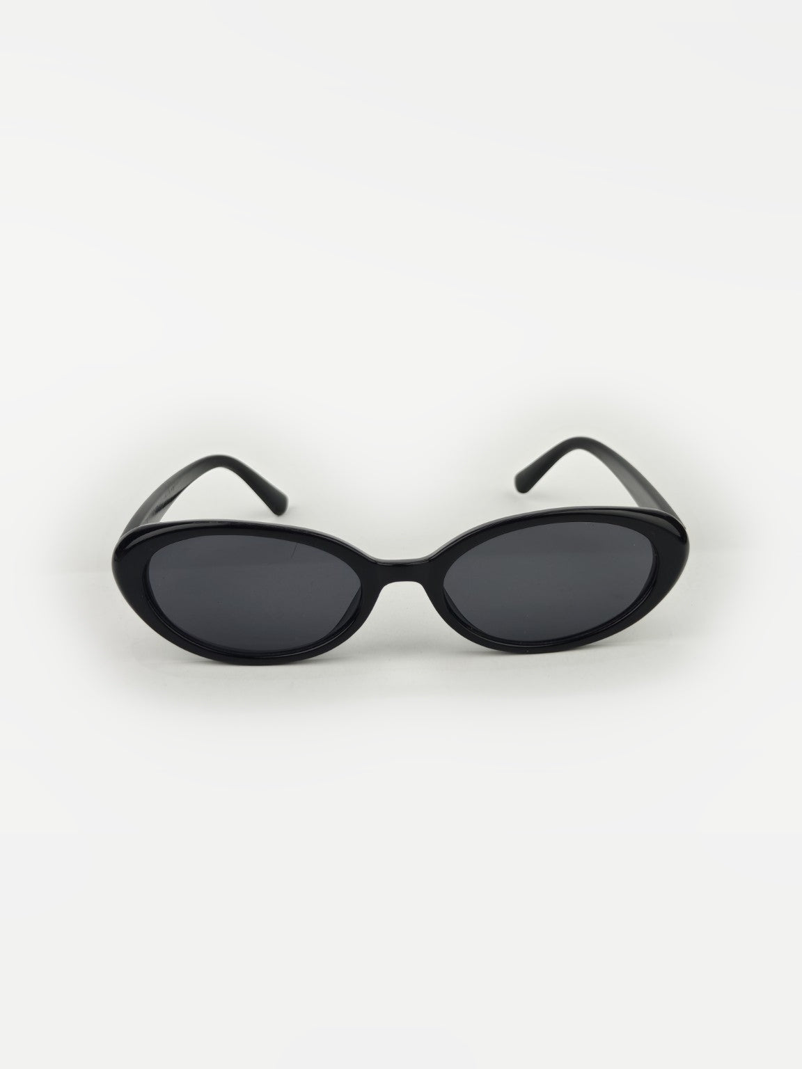 Oval Noir