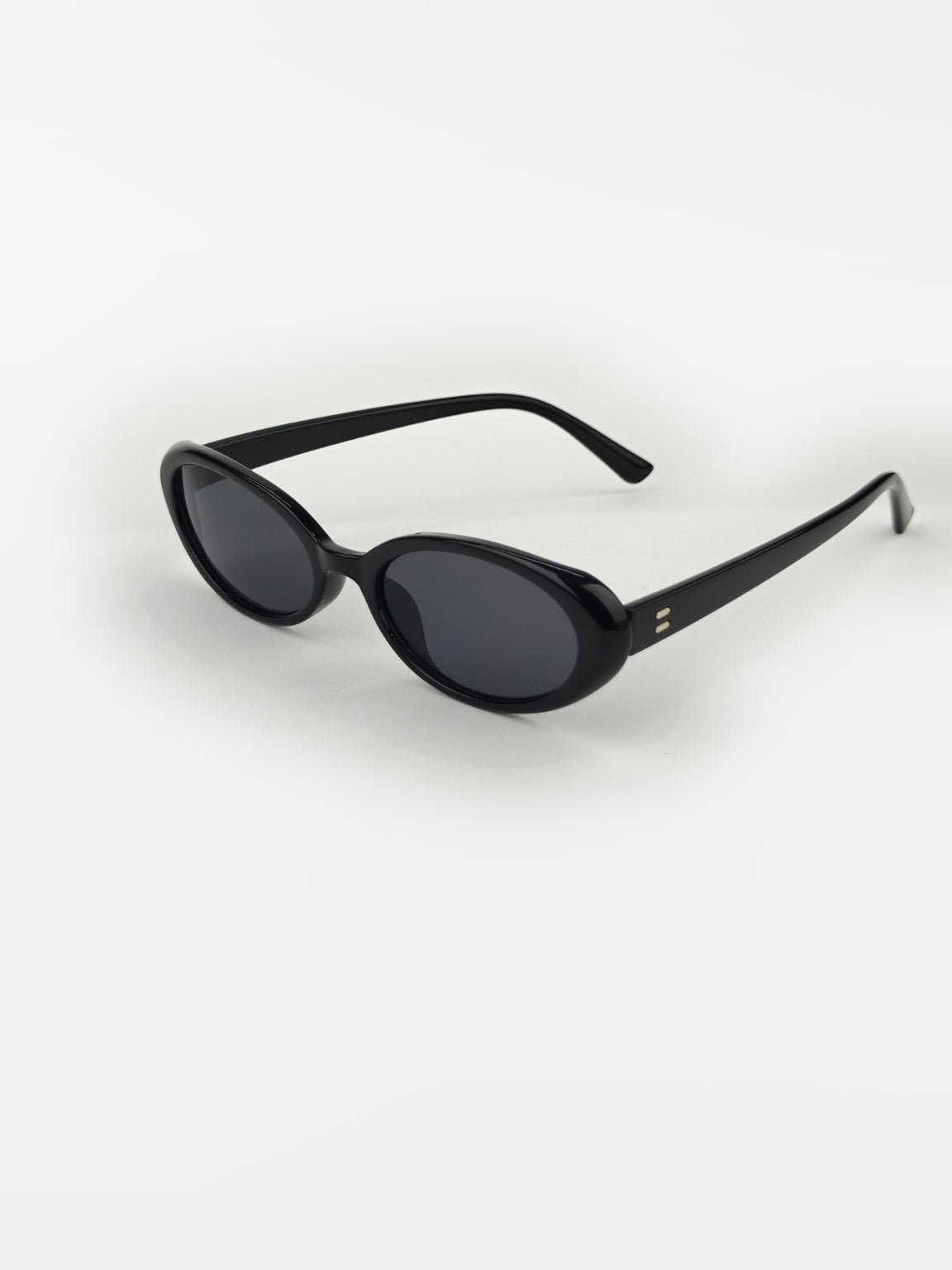 Oval Noir